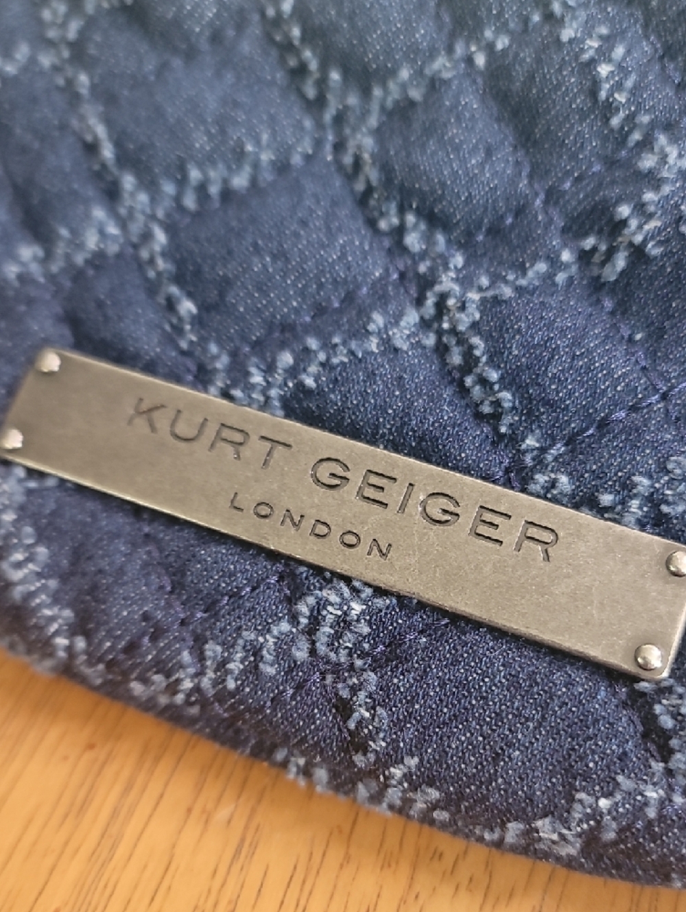 Kurt Geiger London Small Brixton Quilt Belt Bag - Picture 3 of 9
